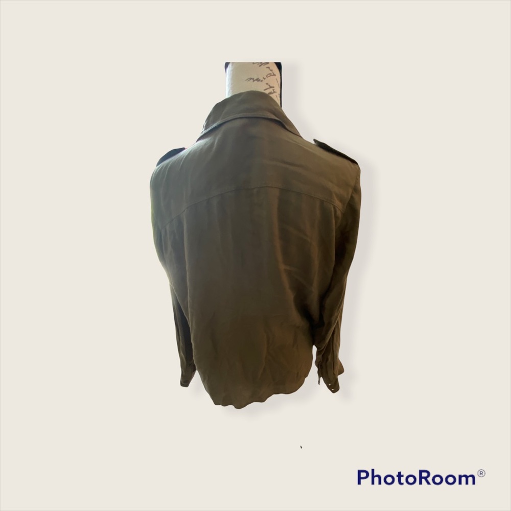 Torrid button down - Picture 6 of 8